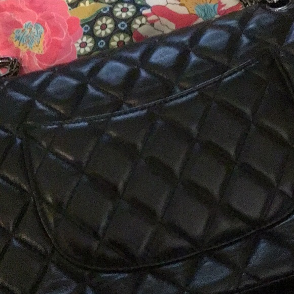Designer Inspired Black Quilted Re-Issue Bag - Picture 5 of 8